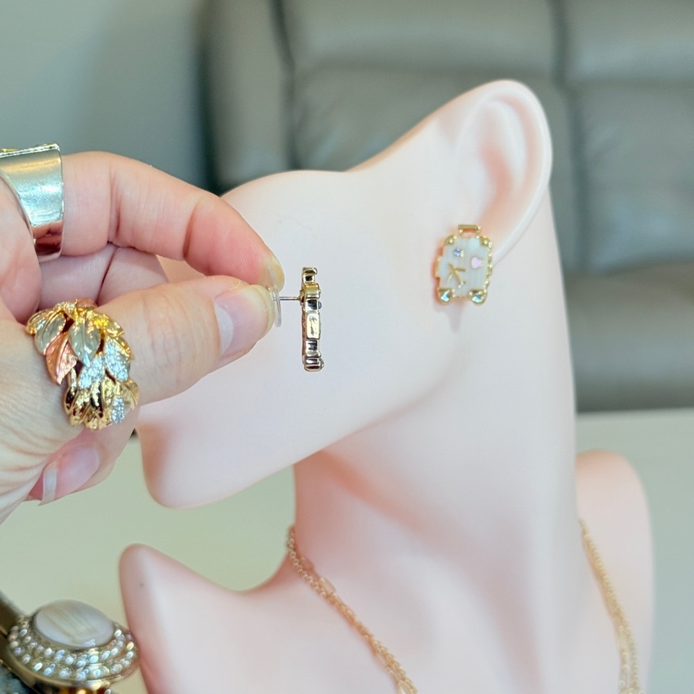 Gold and Pink Suitcase Earrings - Picture 4 of 10